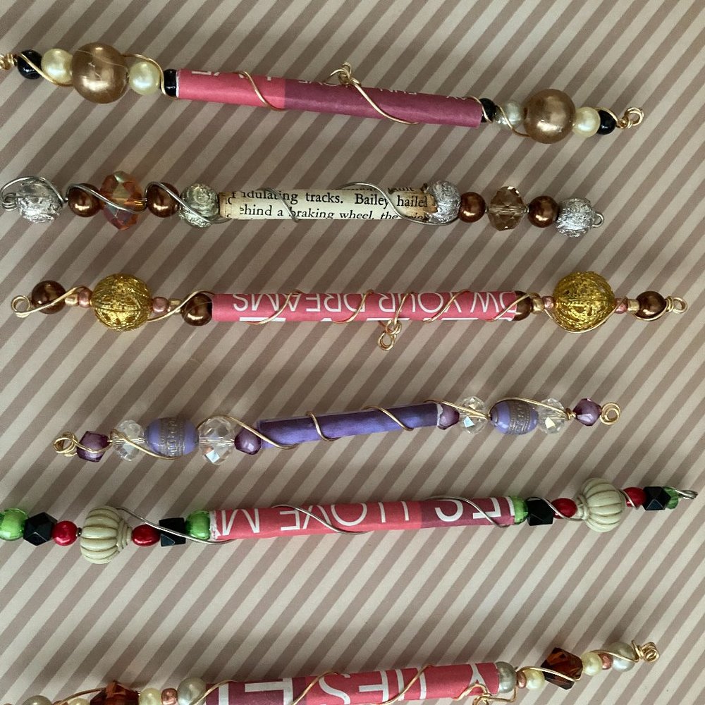 Charms / beaded Paper